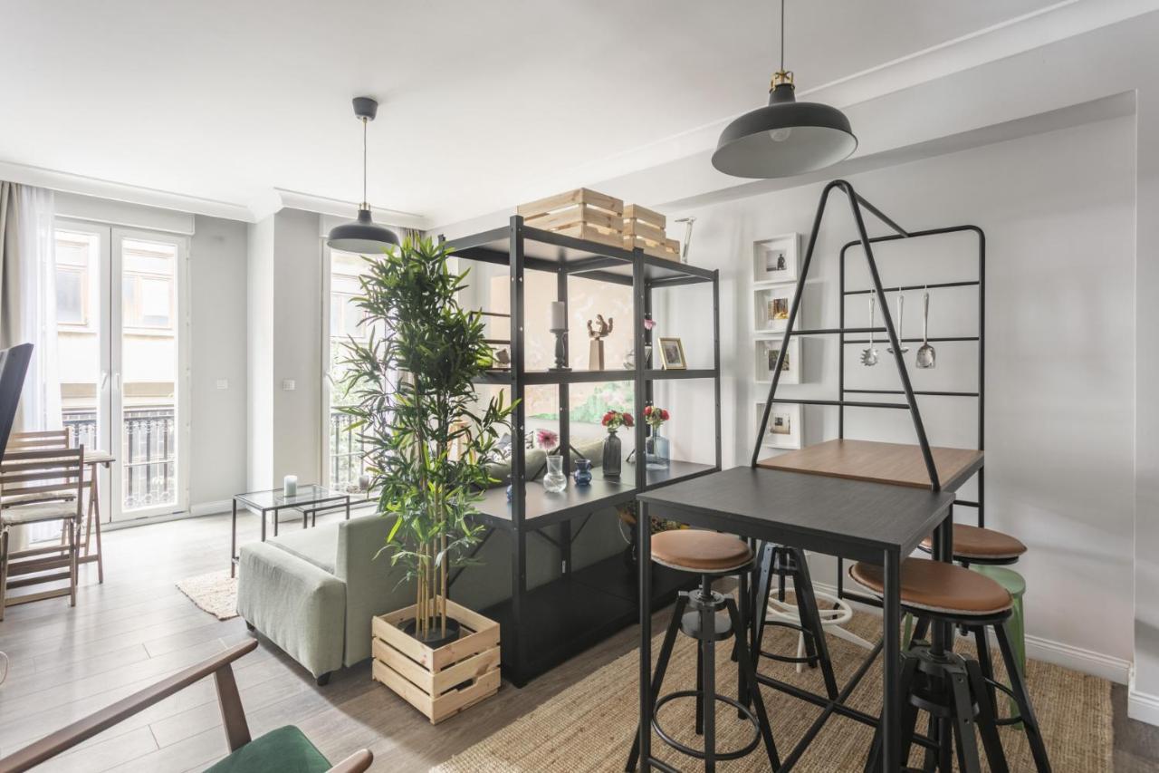 イスタンブールCentral And Refreshing Flat In Beyogluアパートメント エクステリア 写真